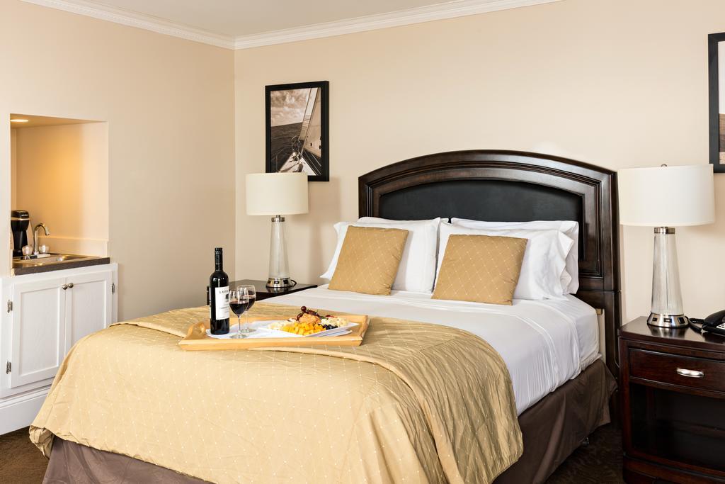 Crowne Pointe Historic Inn Adults Only Provincetown Extérieur photo